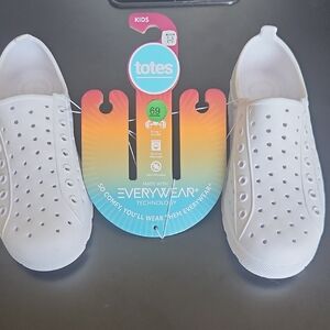 Totes Kids White Sneakers